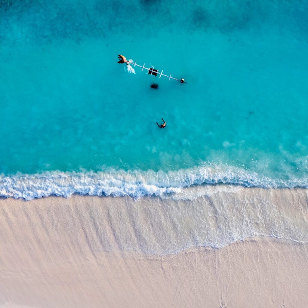 l'île locale de Kamadhoo 