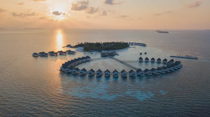 Centara_grand-island_resort_and_spa