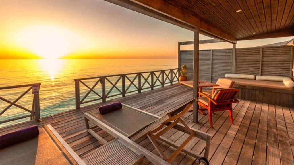 Jacuzzi Water Villa